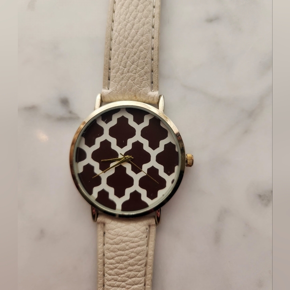 Womens Preppy Brown and Cream Watch - Picture 3 of 6